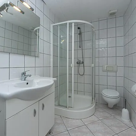 Apartamento With Wifi Stanici, - 19941 *